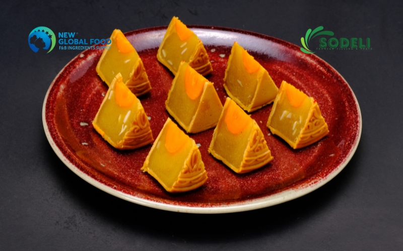 Nhân trứng muối