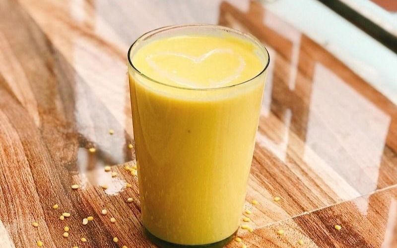 Sữa đậu xanh sánh mịn
